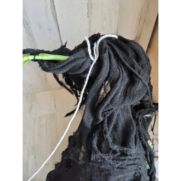 Gemmy AS IS witch green hanging witch Halloween home decor - Picture 13 of 13